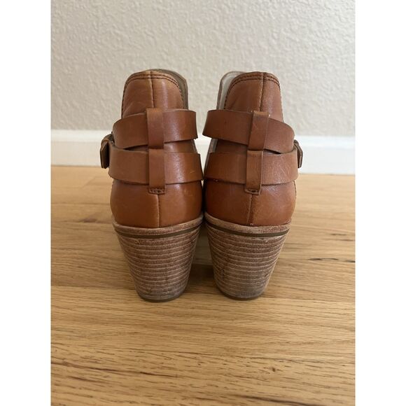 G.H. Bass & Co. Womens Brown Leather Sylvia Ankle Booties 9.5 - Picture 4 of 8
